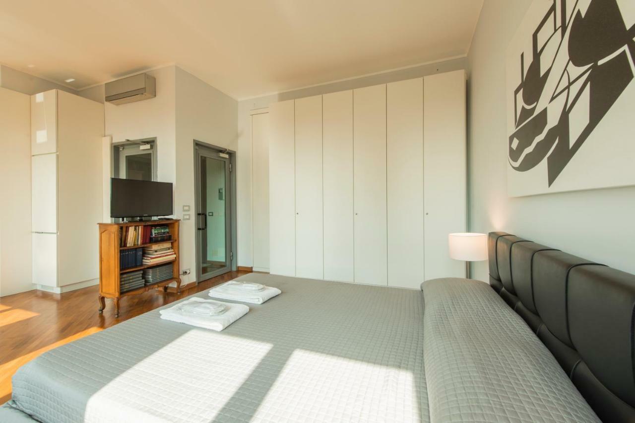 Bnbutler - Duomo Apartment - Galleria Unione Milán Exteriér fotografie