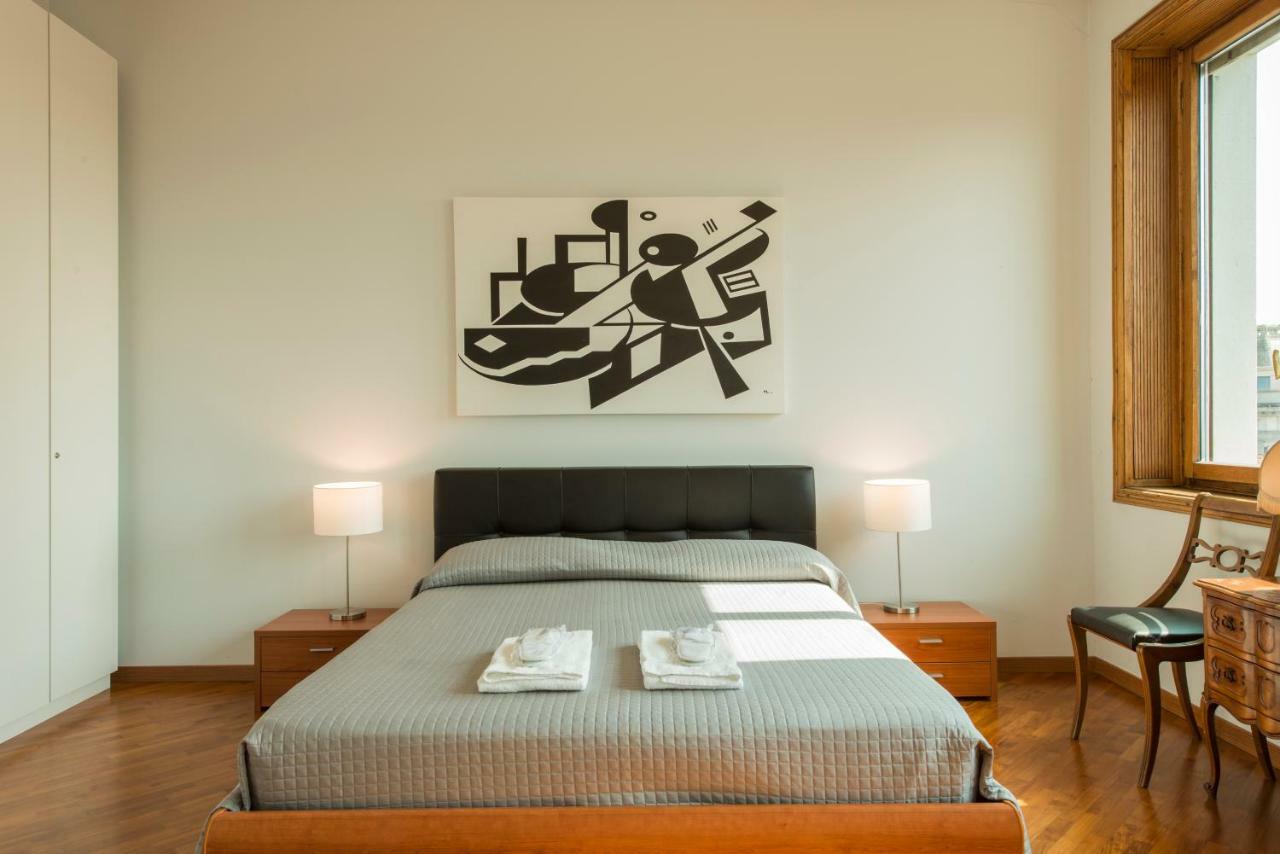 Bnbutler - Duomo Apartment - Galleria Unione Milán Exteriér fotografie